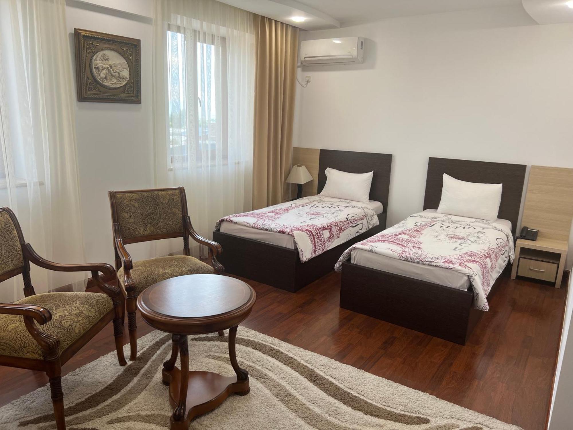 Vanatur Hotel Gyumri Extérieur photo