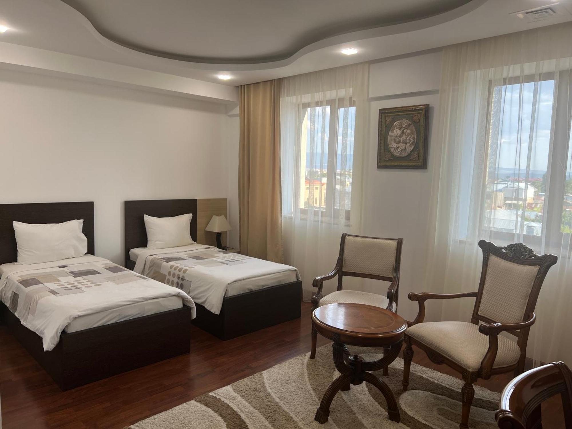 Vanatur Hotel Gyumri Extérieur photo
